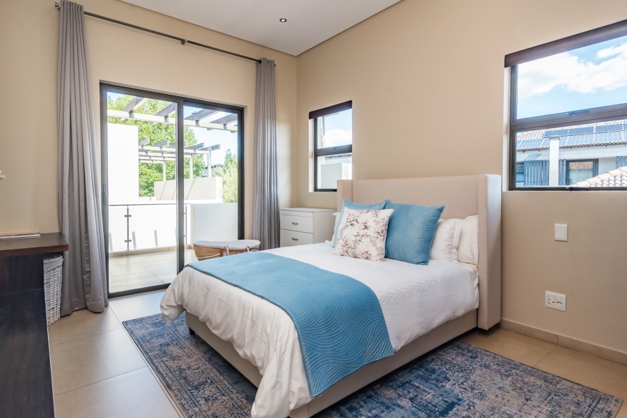 5 Bedroom Property for Sale in Hartebeesfontien AH North West